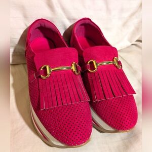Crown & Ivy Pink loafers with gold detail